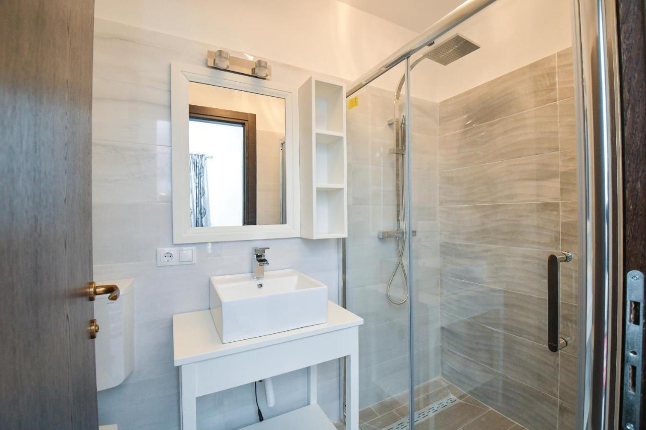 Casa Alexandru - Locul In Care Te Simti Acasa Hotel Вишеу де Жос Екстериор снимка
