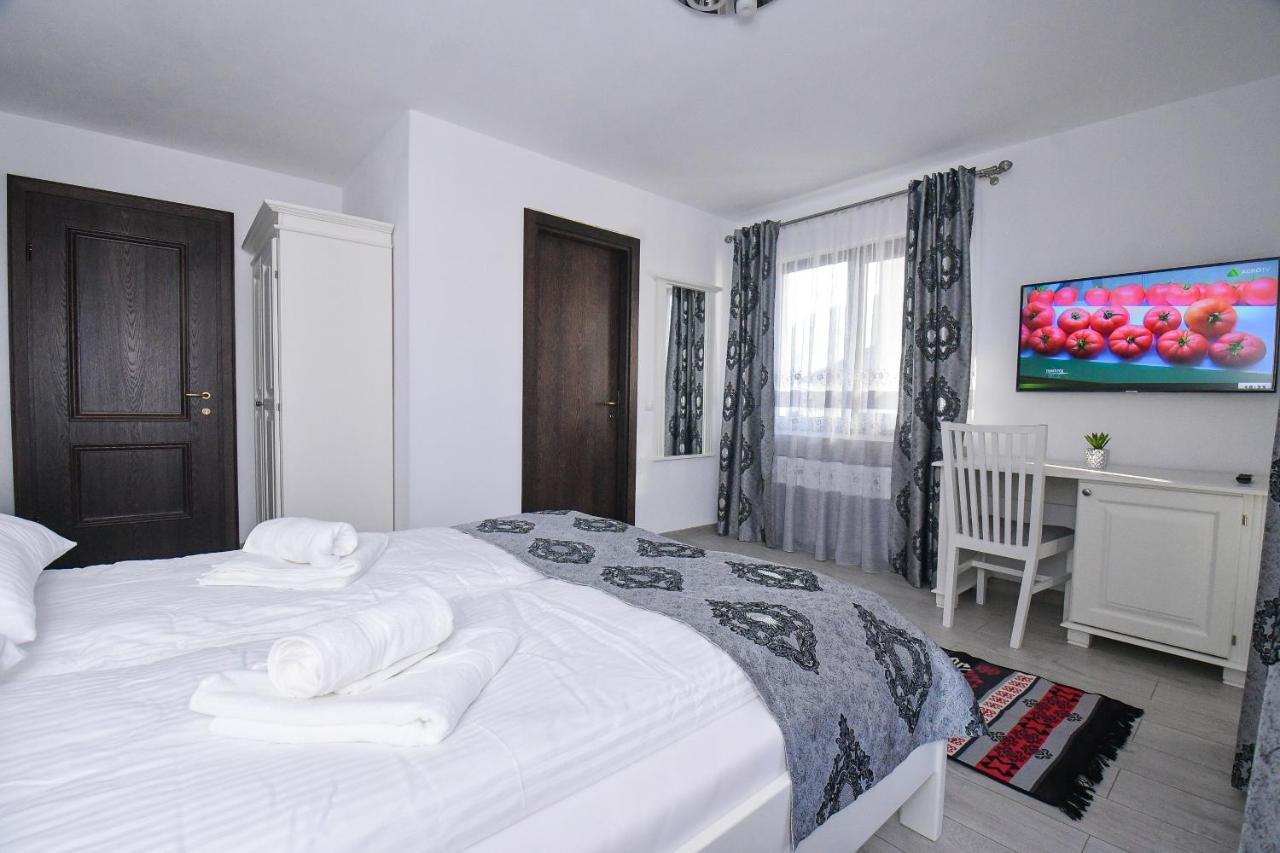 Casa Alexandru - Locul In Care Te Simti Acasa Hotel Вишеу де Жос Екстериор снимка