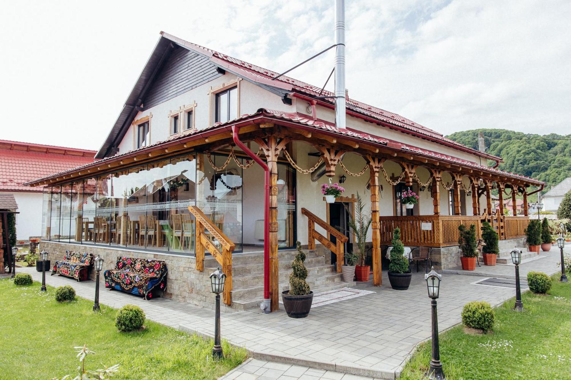 Casa Alexandru - Locul In Care Te Simti Acasa Hotel Вишеу де Жос Екстериор снимка
