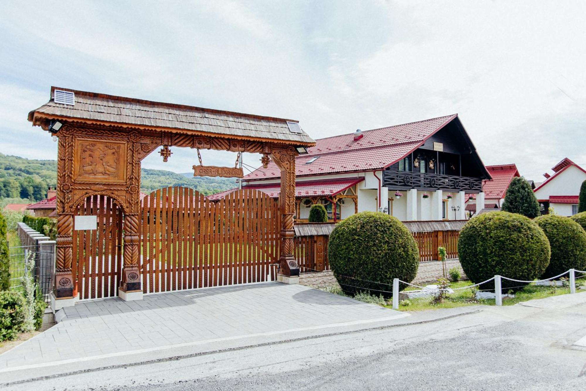Casa Alexandru - Locul In Care Te Simti Acasa Hotel Вишеу де Жос Екстериор снимка